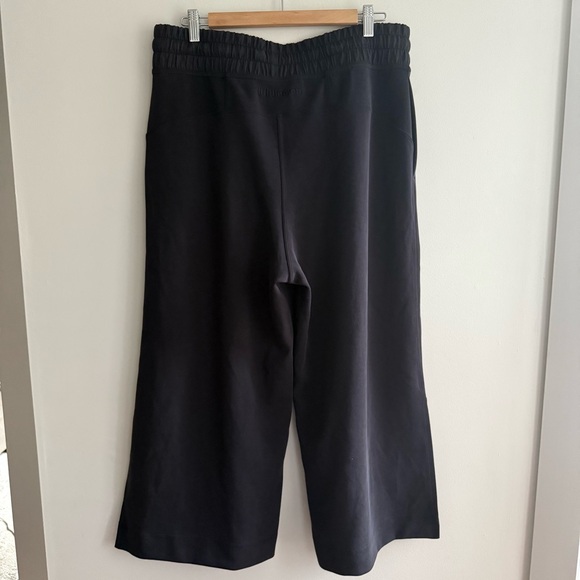 Lululemon Soft Ambition Wide Leg Crop - Picture 3 of 10